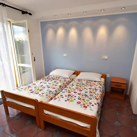 Dada-2 By Interhome 奥米沙利